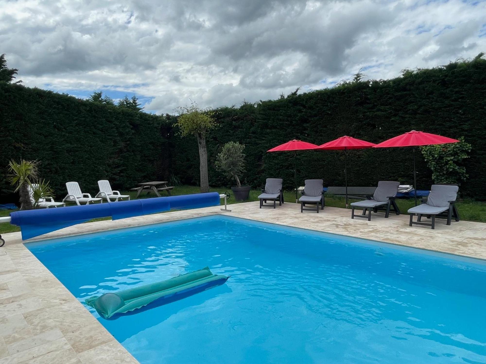 Le Clos Des Trois Provinces, Zoo De Beauval Noyers-sur-Cher Exterior photo